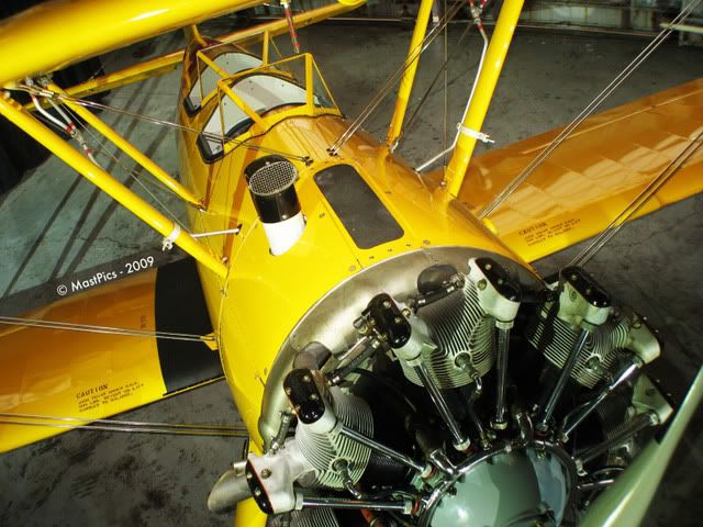 IMAGE: http://i131.photobucket.com/albums/p288/concretins/NiksRandomPics/ElevatedShots/ThunderFunder09/Plane1.jpg