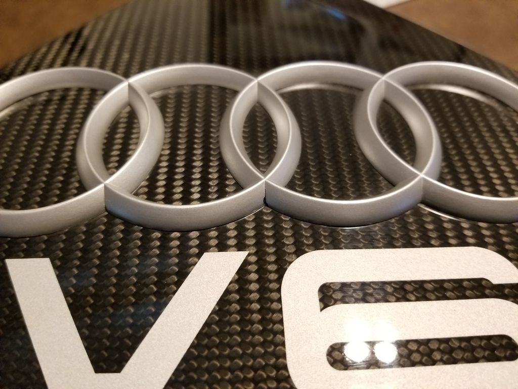For Sale Genuine Rs4 Center Carbon Fiber Engine Cover