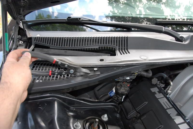 Razor's Edge Strut Tower Brace Install LX Forums Forum