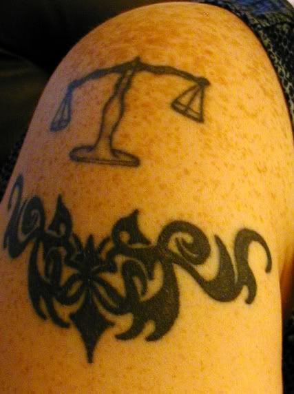 Design art In Abstract tattoos cool batik solo,henna tattoo,permanent_tattoo,Body_tattoo