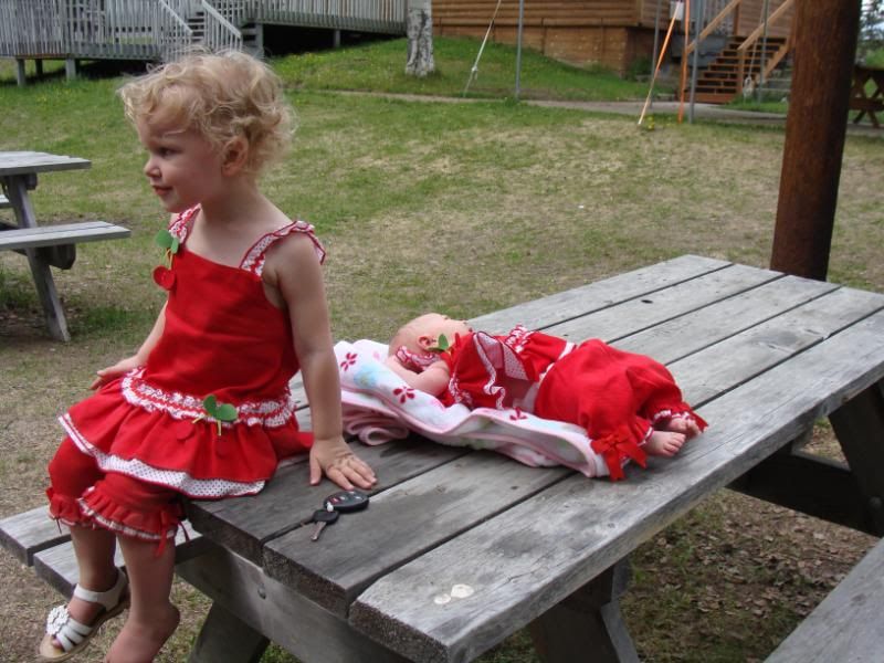 Autumn and Emelia in matching outfits