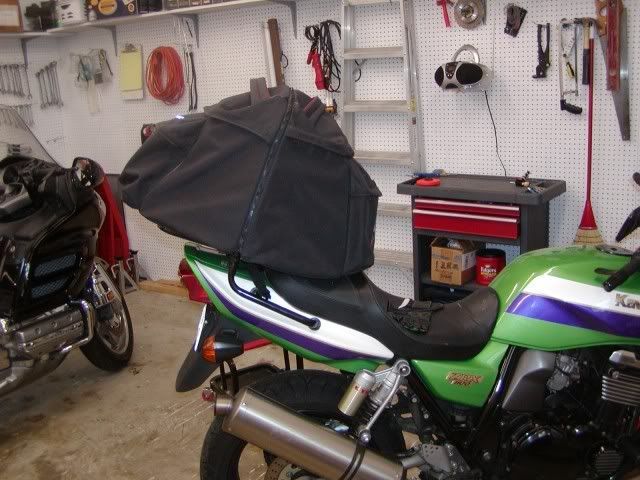 fz6 luggage rack