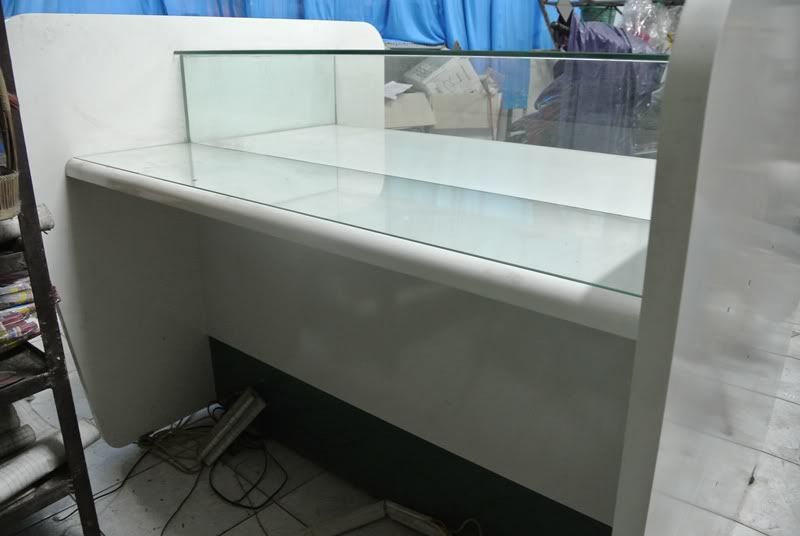 Cấn Bán Gấp Kệ Quầy Tủ - 2