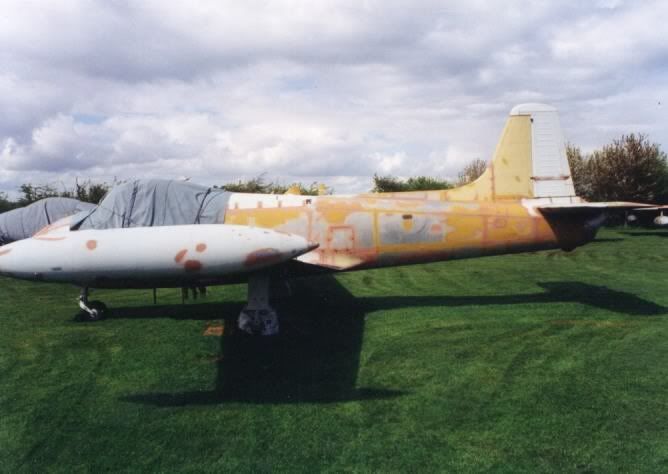 http://i131.photobucket.com/albums/p319/So1875AG/Long%20Marston/JetProvost.jpg
